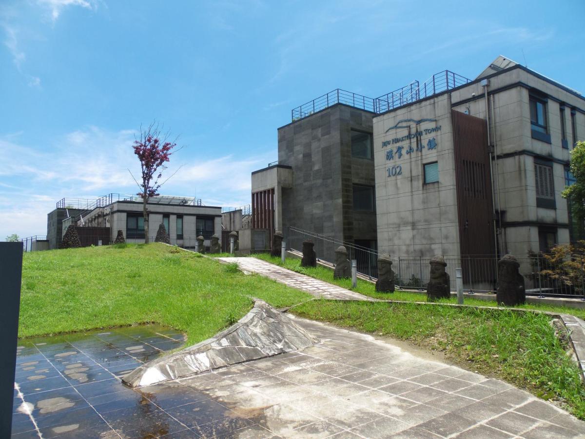 Healthcare Town Resort Seogwipo Ngoại thất bức ảnh