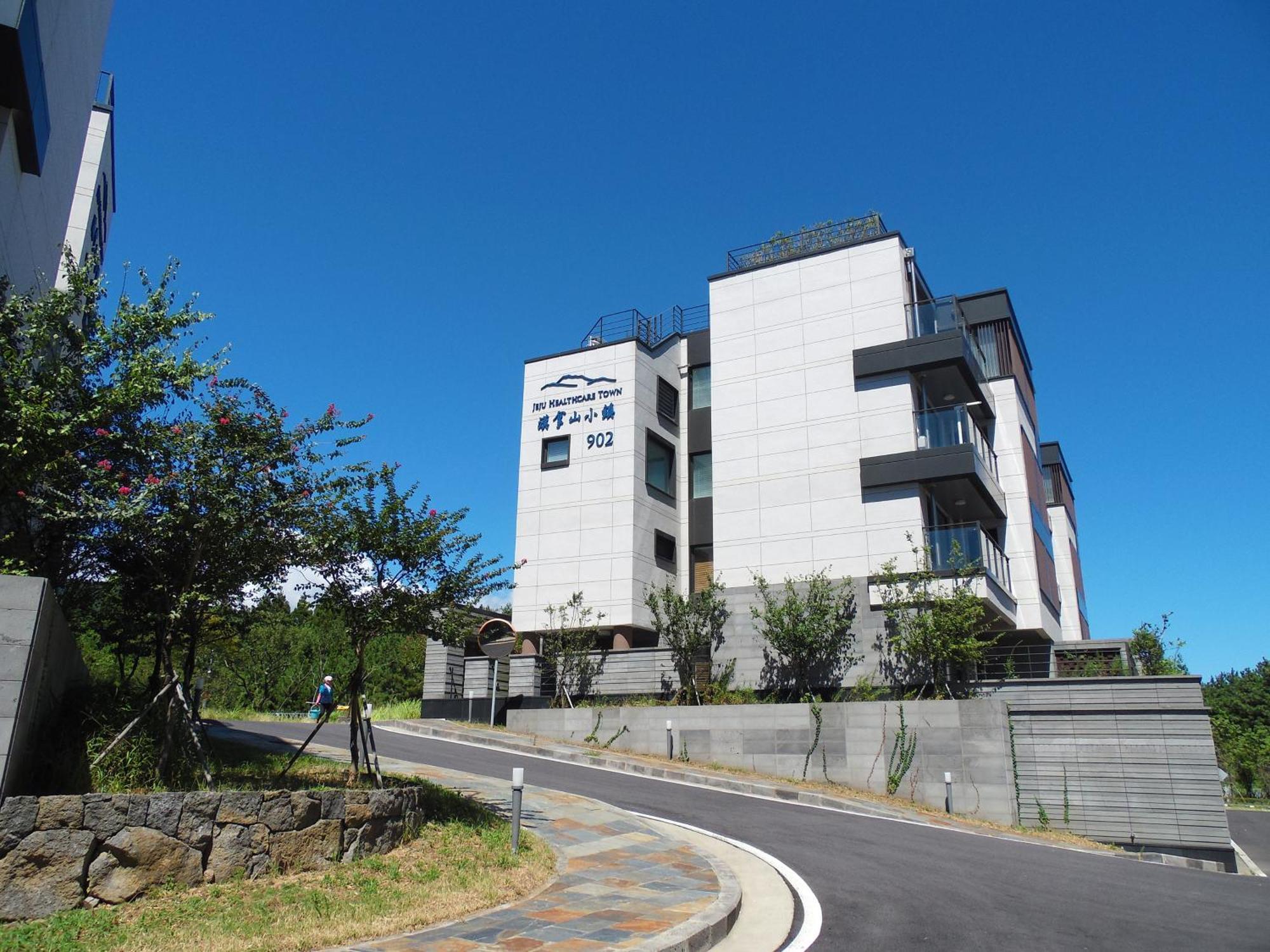 Healthcare Town Resort Seogwipo Ngoại thất bức ảnh
